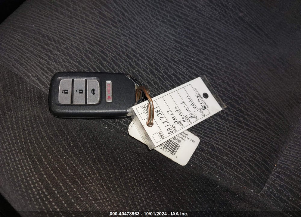 2013 HONDA ACCORD EX VIN: 1HGCR2F72DA137381