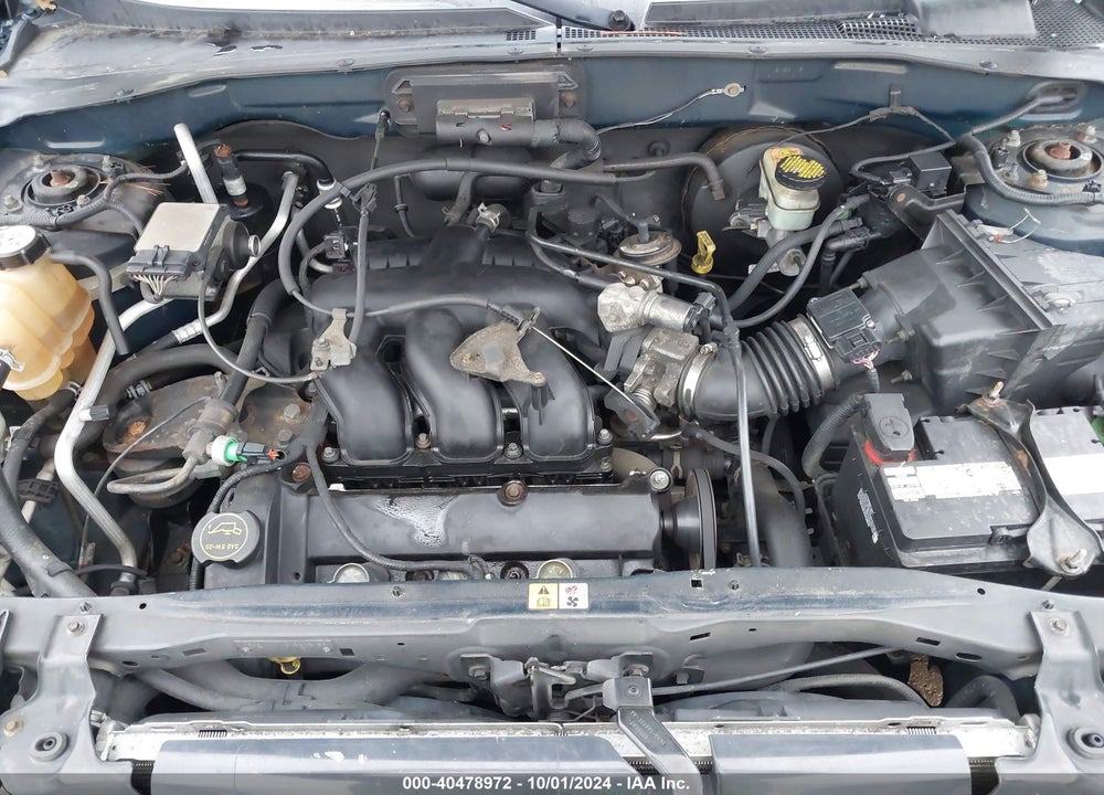 2004 FORD ESCAPE XLS VIN: 1FMYU02114KA62946