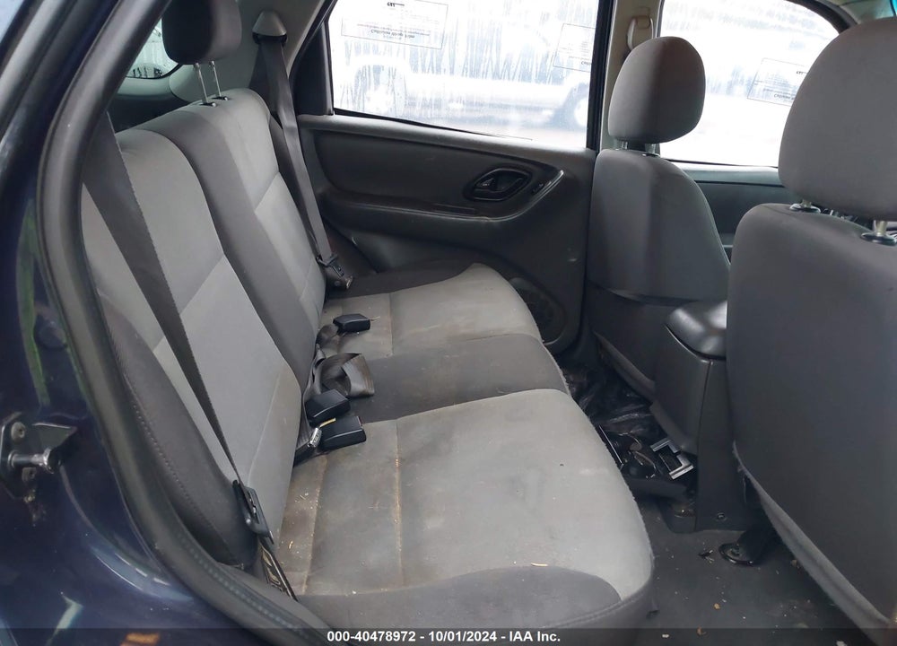 2004 FORD ESCAPE XLS VIN: 1FMYU02114KA62946