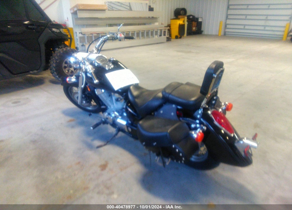 2004 HONDA VT750 C VIN: JH2RC50044K012181