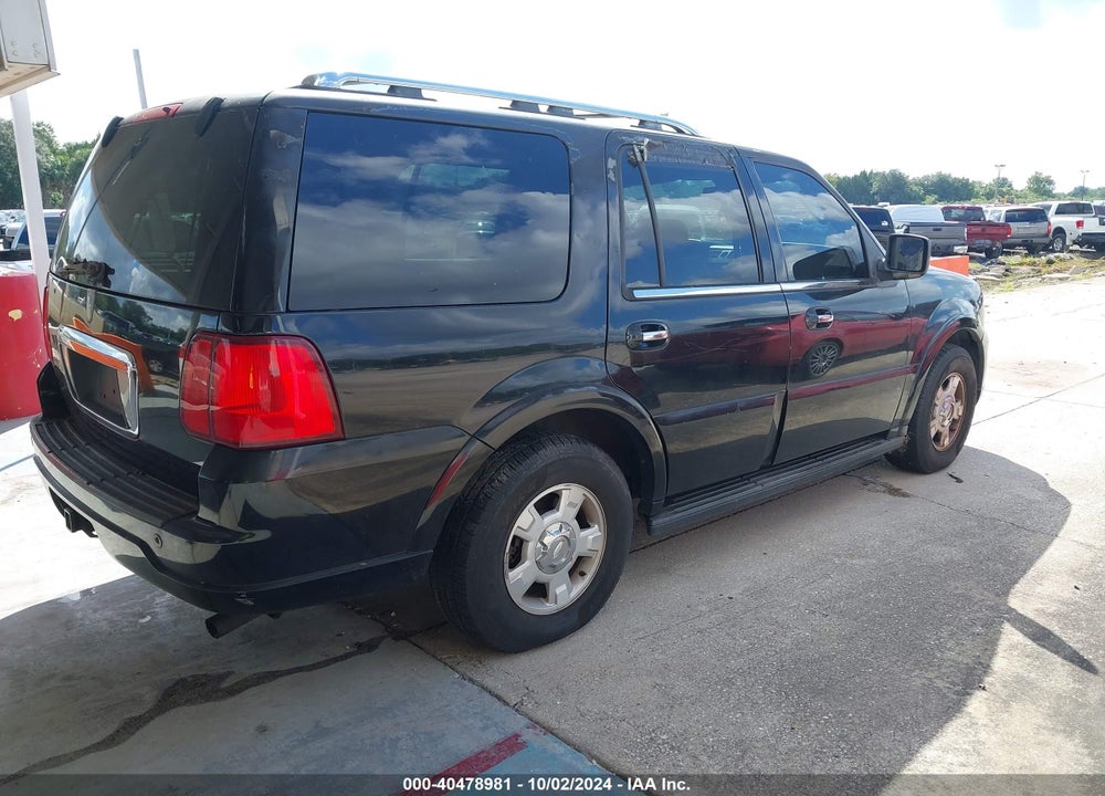 2006 LINCOLN NAVIGATOR LUXURY/ULTIMATE VIN: 5LMFU275X6LJ10520