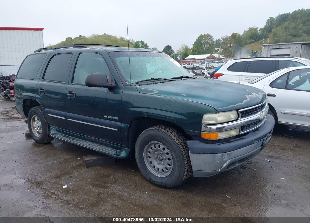 2001 CHEVROLET TAHOE LS VIN: 1GNEK13T71J152548