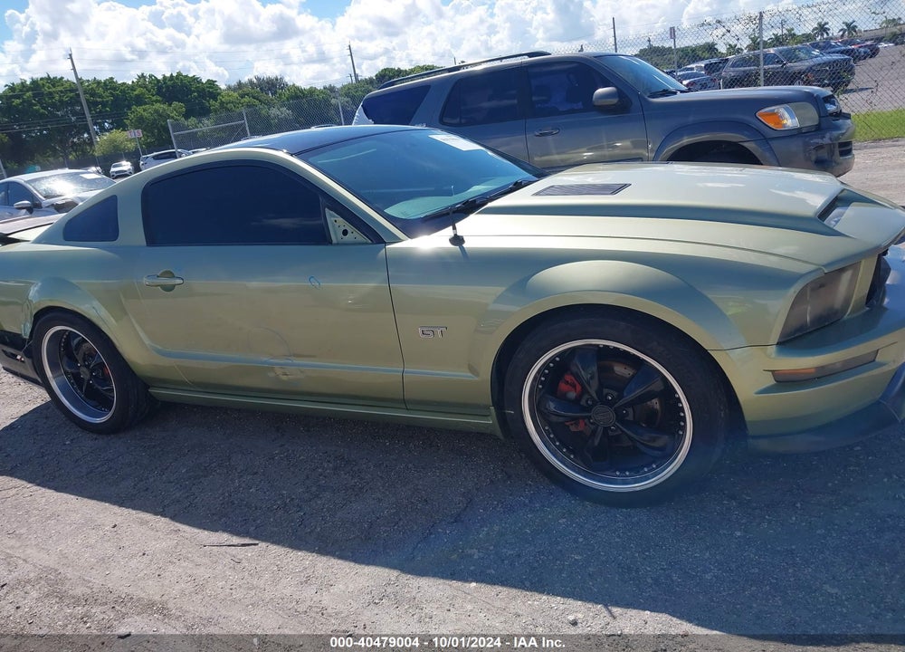 2006 FORD MUSTANG GT VIN: 1ZVFT82H165250908