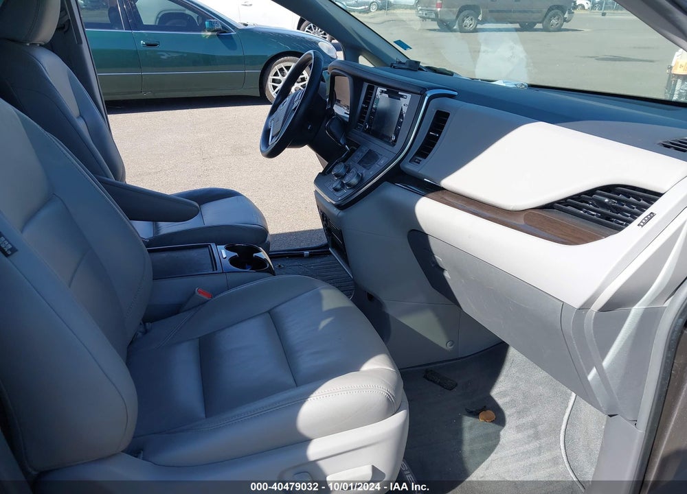 2019 TOYOTA SIENNA XLE 7 PASSENGER VIN: 5TDDZ3DC3KS217961
