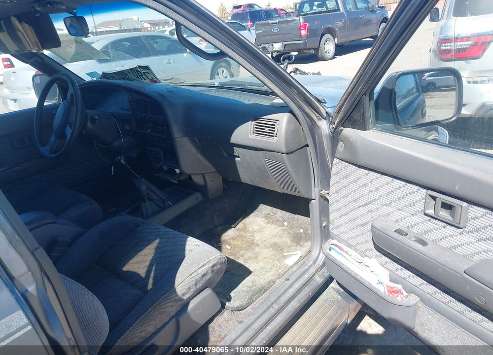 1995 TOYOTA 4RUNNER VN39 SR5 VIN: JT3VN39W3S8082685
