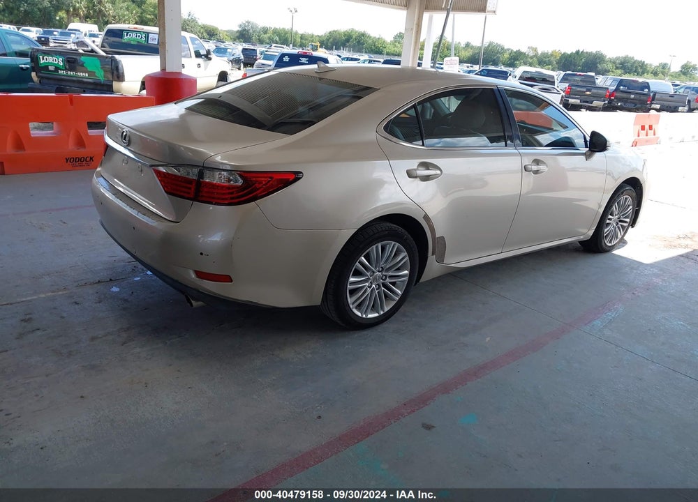 2013 LEXUS ES 350 VIN: JTHBK1GG8D2078143
