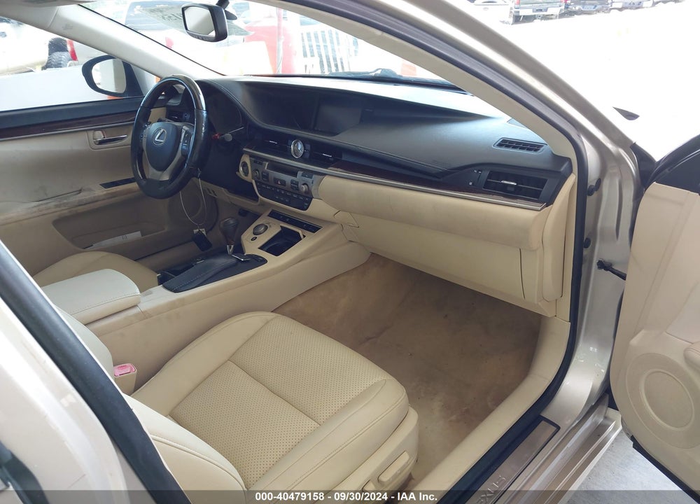 2013 LEXUS ES 350 VIN: JTHBK1GG8D2078143