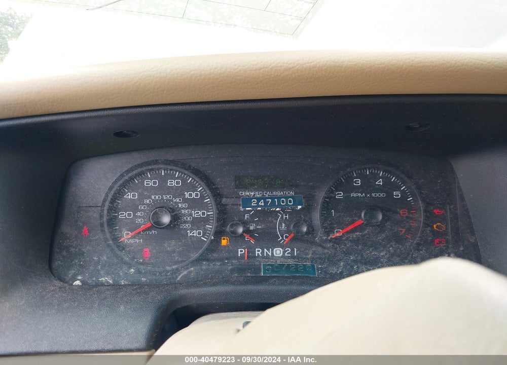 2007 FORD CROWN VICTORIA VIN: 2FAFP71W77X122714