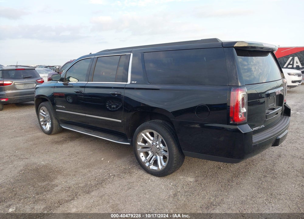 2019 GMC YUKON XL SLT VIN: 1GKS1GKC9KR374227