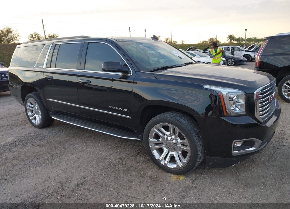 2019 GMC YUKON XL SLT VIN: 1GKS1GKC9KR374227