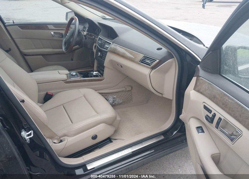 2011 MERCEDES-BENZ E 350 VIN: WDDHF5GB1BA386873