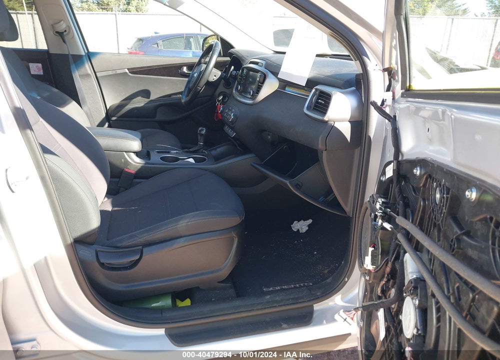 2017 KIA SORENTO 2.4L LX VIN: 5XYPGDA36HG306927
