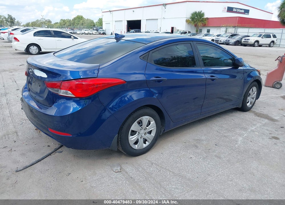 2016 HYUNDAI ELANTRA SE VIN: 5NPDH4AE2GH756843
