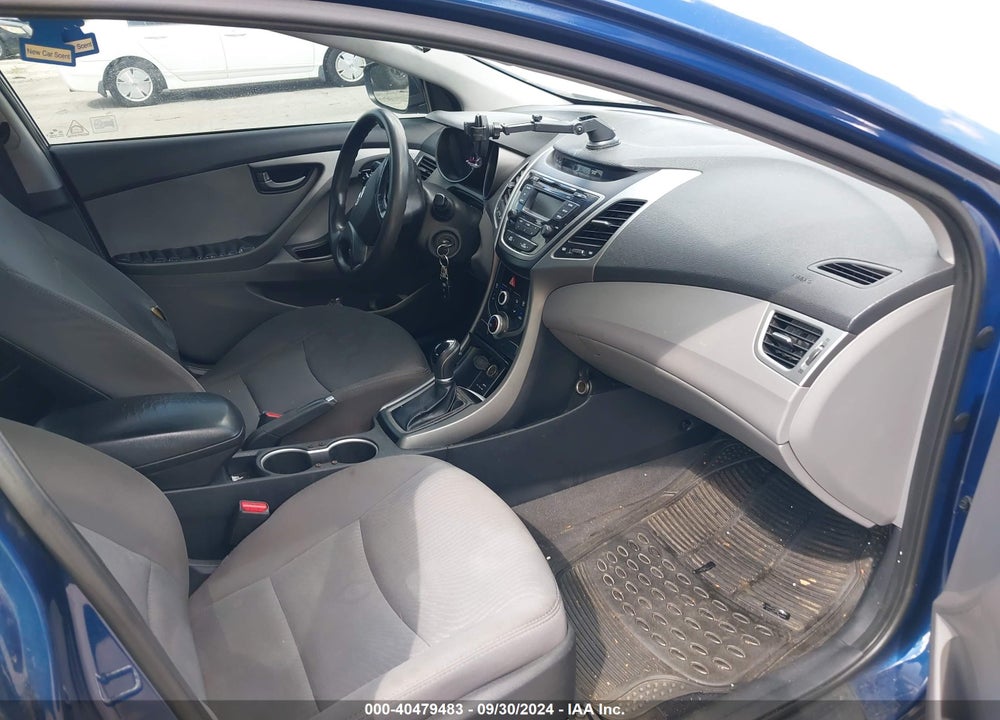 2016 HYUNDAI ELANTRA SE VIN: 5NPDH4AE2GH756843
