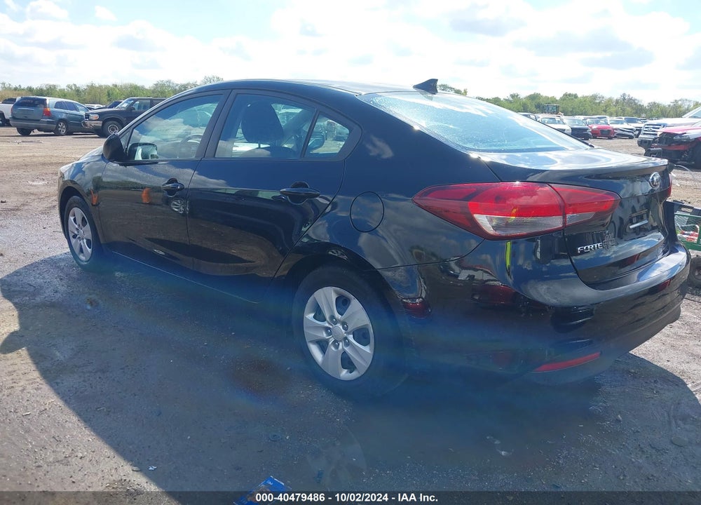 2018 KIA FORTE LX VIN: 3KPFK4A74JE268954