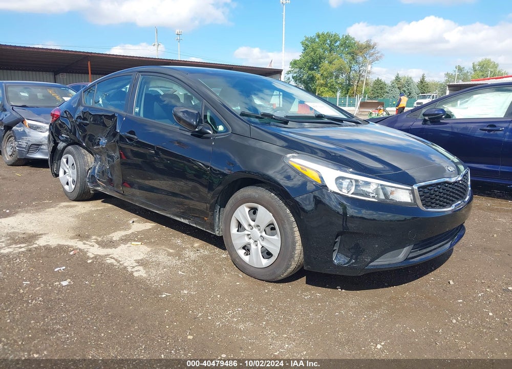2018 KIA FORTE LX VIN: 3KPFK4A74JE268954