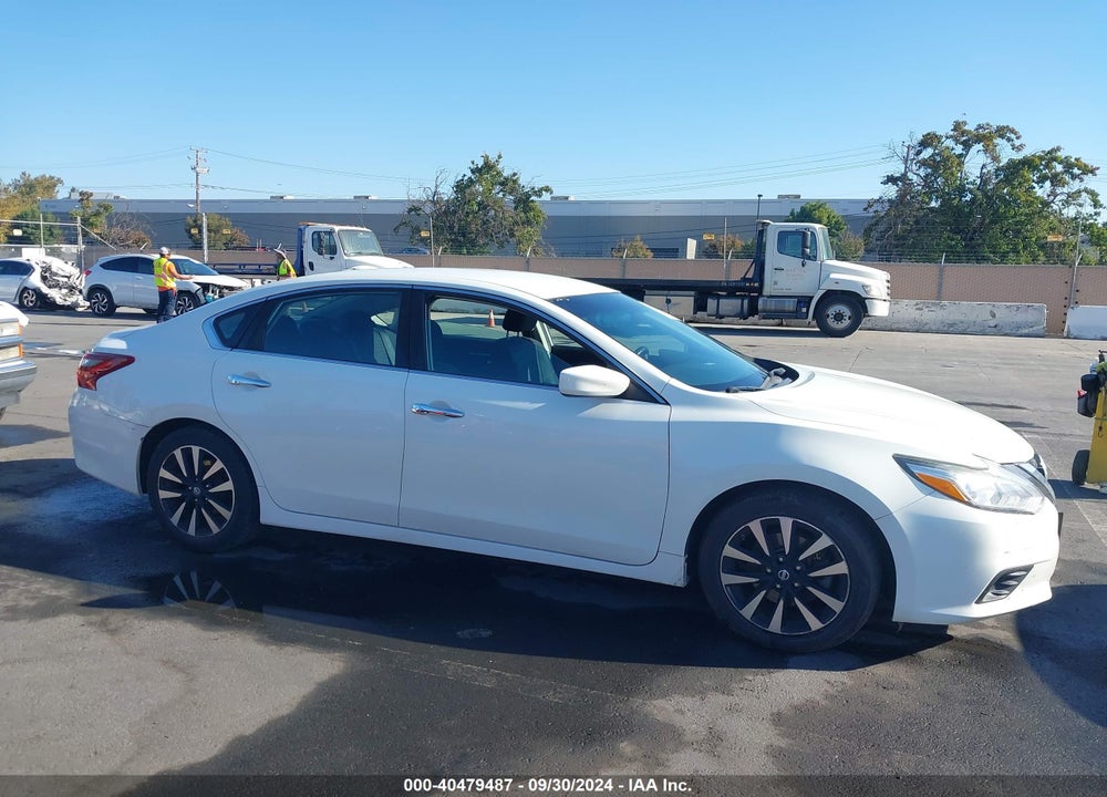 2018 NISSAN ALTIMA 2.5 SV VIN: 1N4AL3AP2JC163361