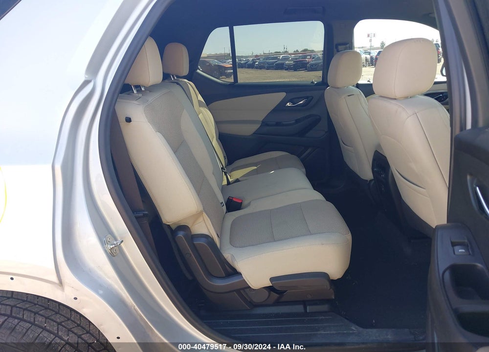 2022 CHEVROLET TRAVERSE FWD LS VIN: 1GNERFKW8NJ158725