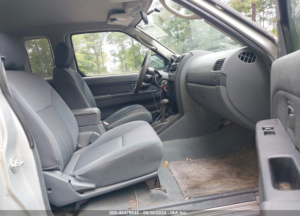 2004 NISSAN FRONTIER XE-V6 VIN: 1N6ED26Y04C460716