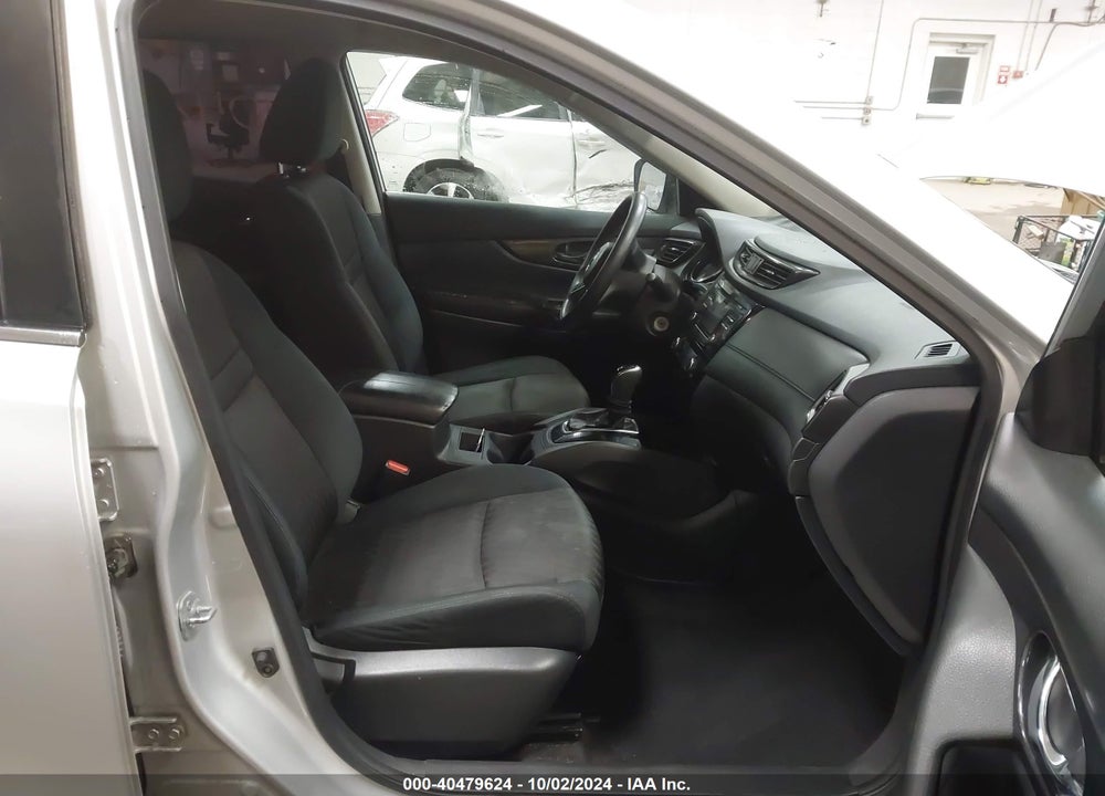 2017 NISSAN ROGUE S VIN: 5N1AT2MV3HC798870