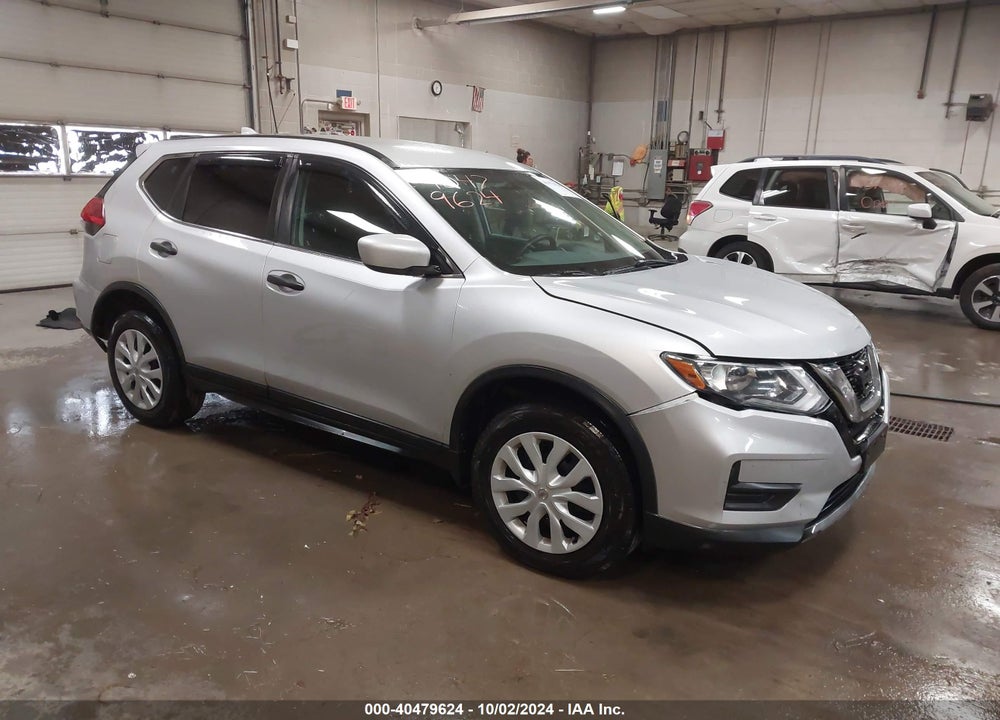 2017 NISSAN ROGUE S VIN: 5N1AT2MV3HC798870