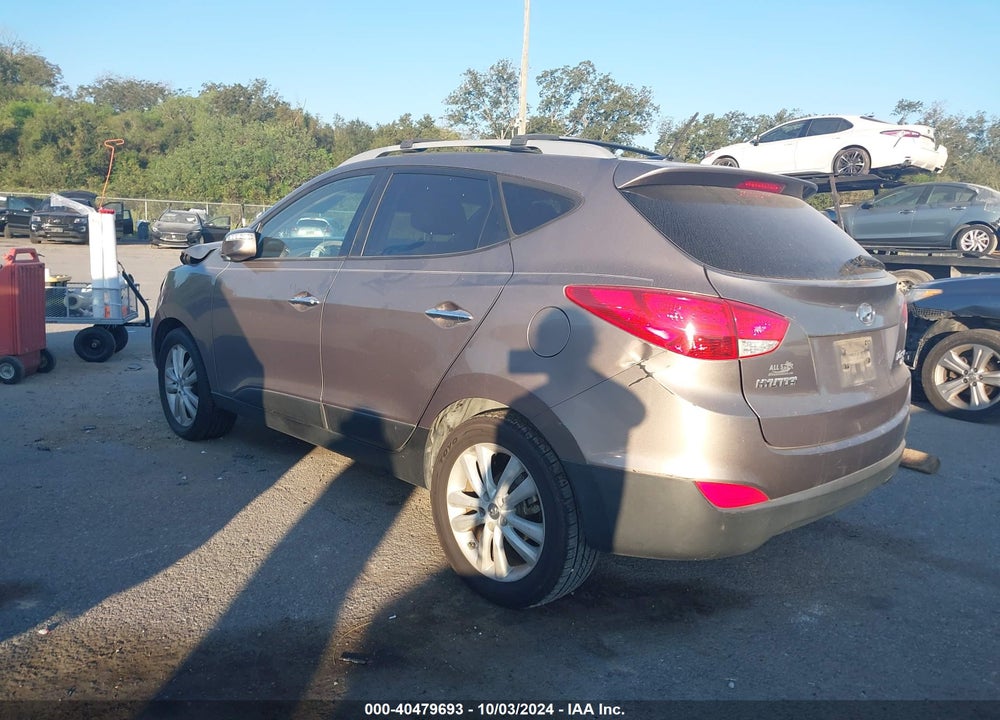 2013 HYUNDAI TUCSON LIMITED VIN: KM8JU3AC2DU685194