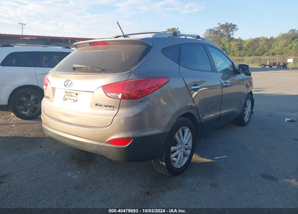 2013 HYUNDAI TUCSON LIMITED VIN: KM8JU3AC2DU685194