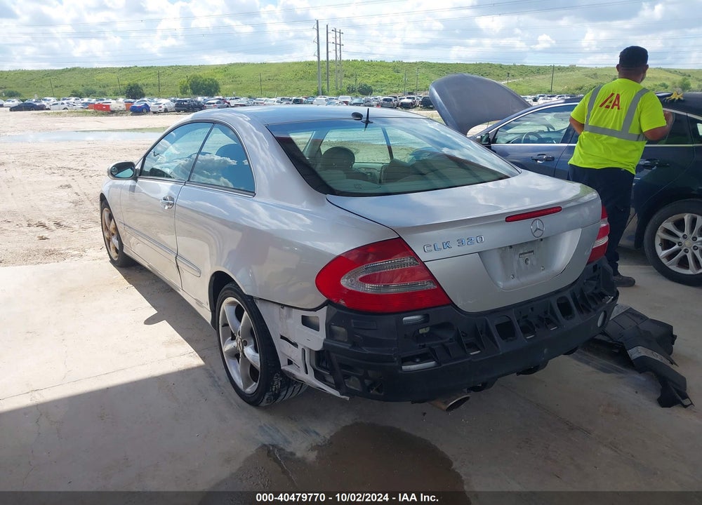 2005 MERCEDES-BENZ CLK 320 VIN: WDBTJ65J35F148838
