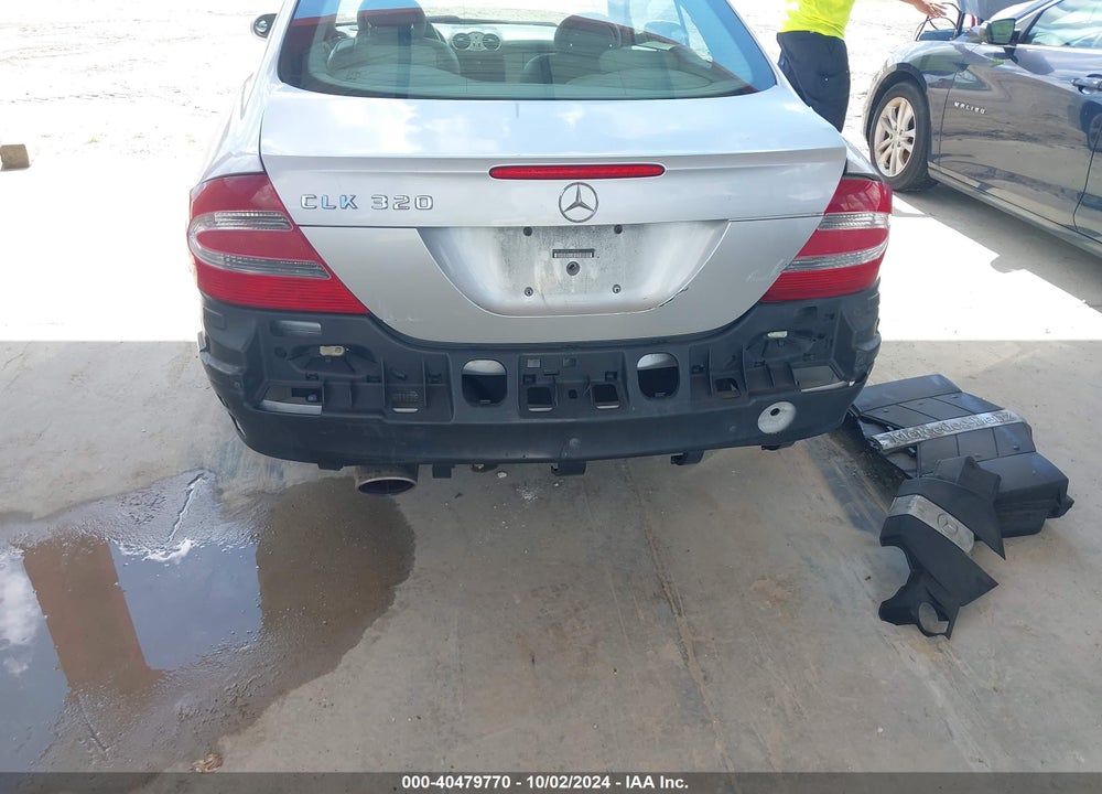 2005 MERCEDES-BENZ CLK 320 VIN: WDBTJ65J35F148838