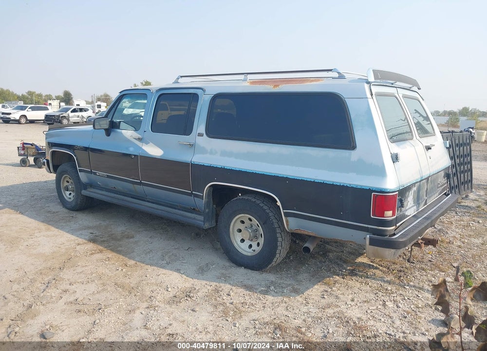 1991 CHEVROLET SUBURBAN V1500 VIN: 1GNEV16K3MF143377