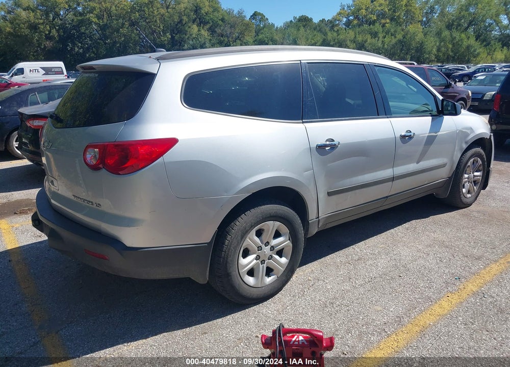 2012 CHEVROLET TRAVERSE LS VIN: 1GNKVEED6CJ423948