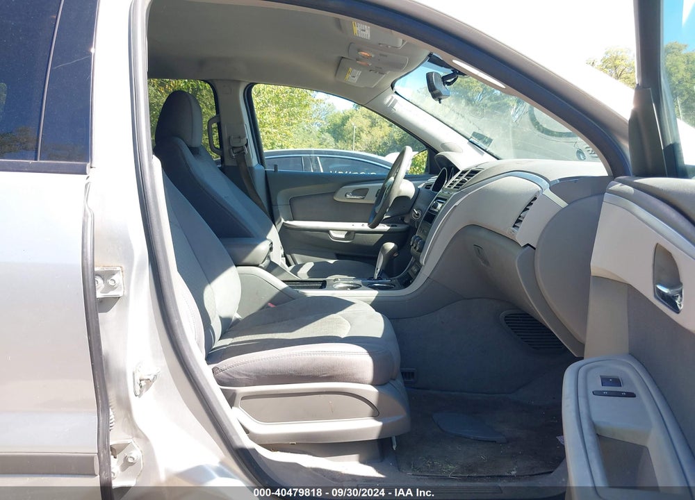 2012 CHEVROLET TRAVERSE LS VIN: 1GNKVEED6CJ423948