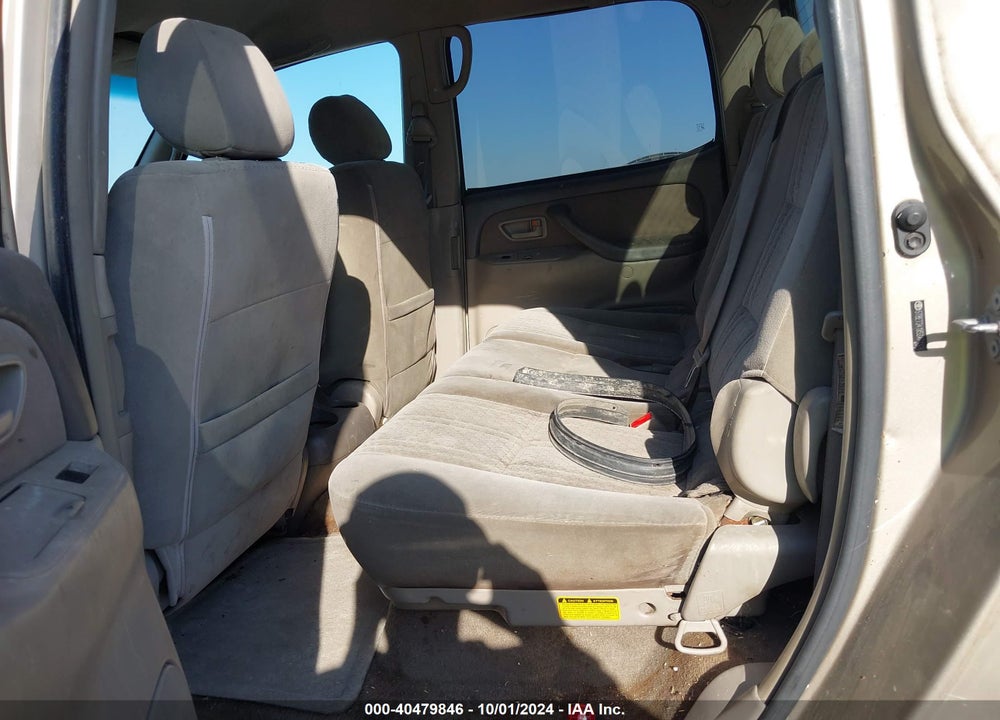 2005 TOYOTA TUNDRA SR5 V8 VIN: 5TBET341X5S471376