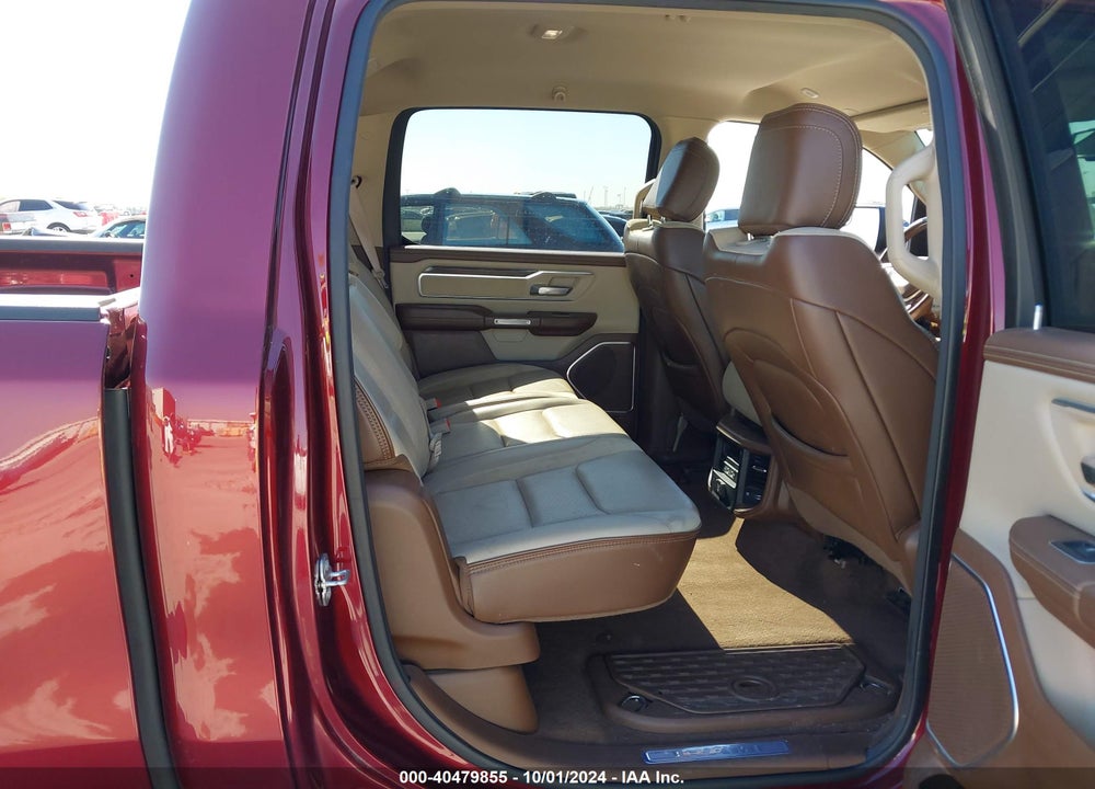 2020 RAM 1500 LAIE  4X4 5'7 BOX VIN: 1C6SRFJT3LN242208