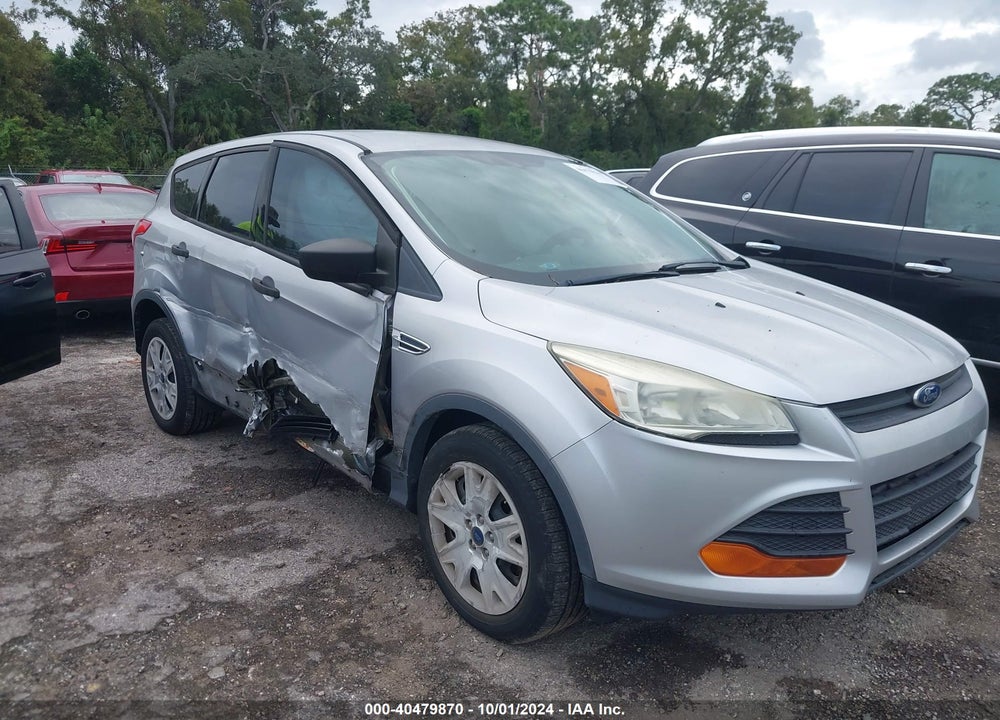 2015 FORD ESCAPE S VIN: 1FMCU0F74FUB56559
