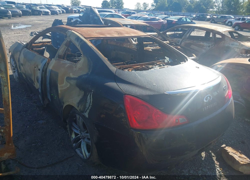 2008 INFINITI G37 VIN: JNKCV64E18M118228