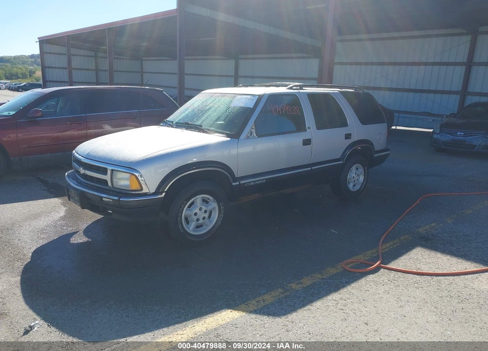 1997 CHEVROLET BLAZER LS VIN: 1GNDT13W1V2205747