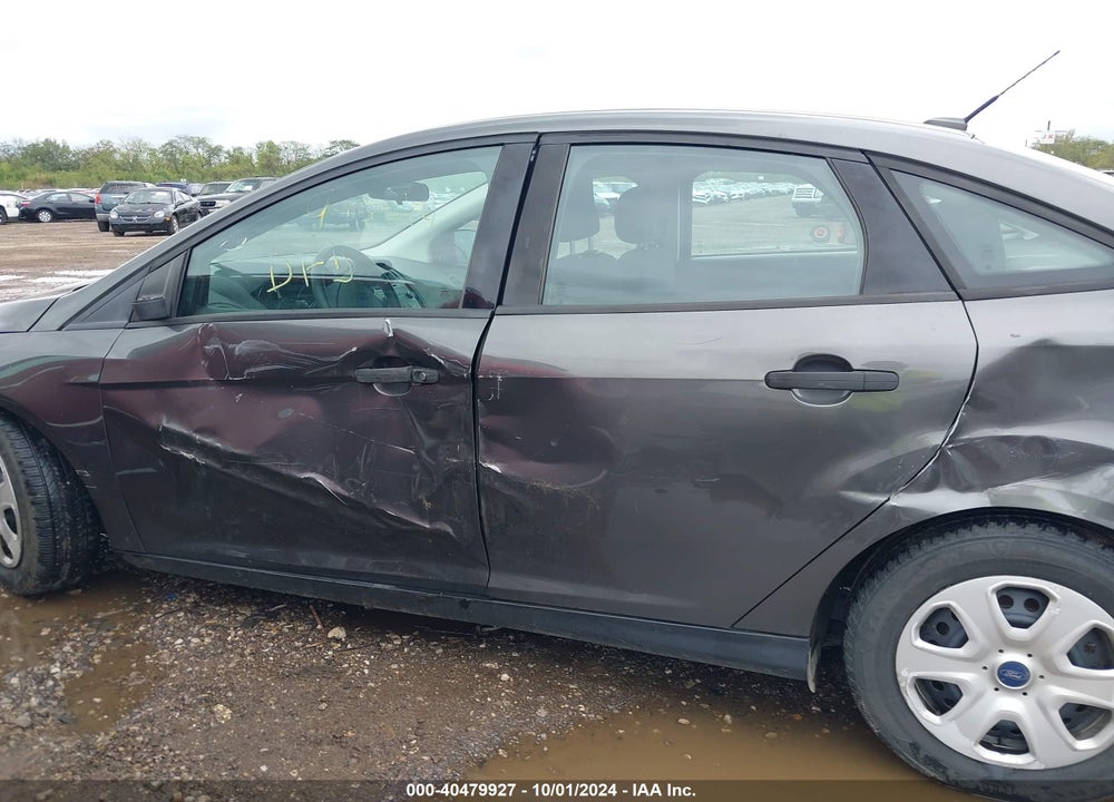 2015 FORD FOCUS S VIN: 1FADP3E20FL373853