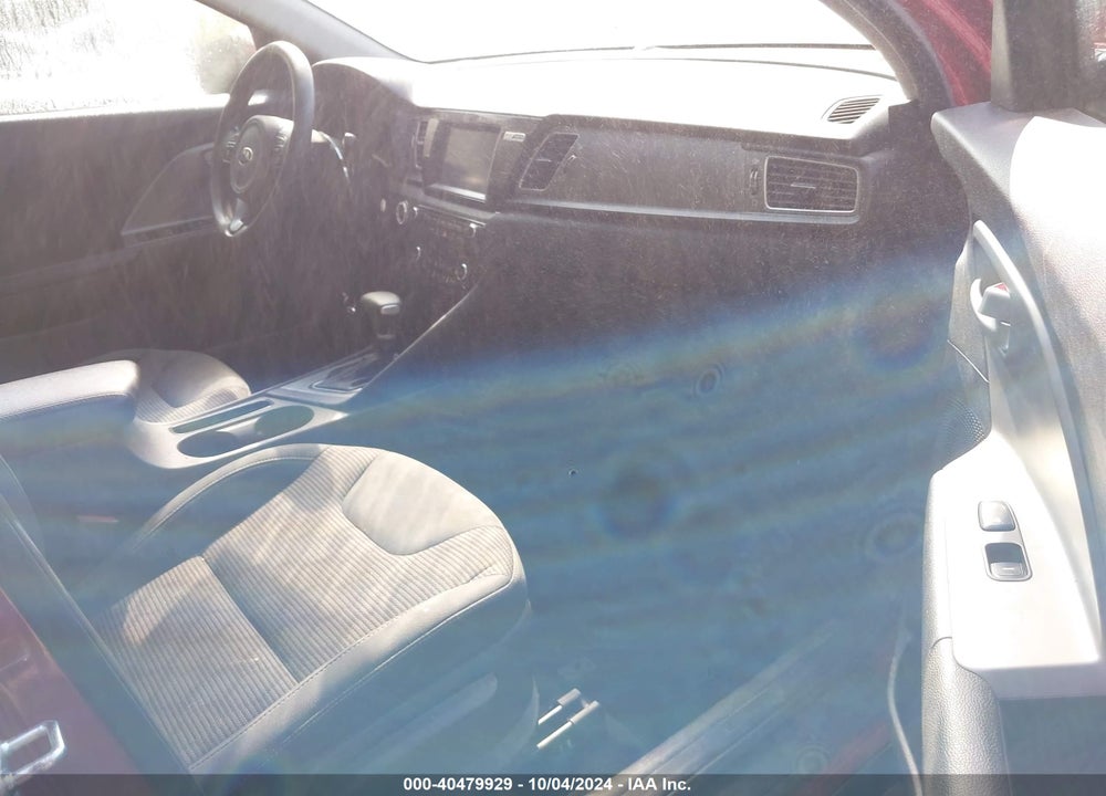 2018 KIA NIRO LX VIN: KNDCB3LC1J5176185