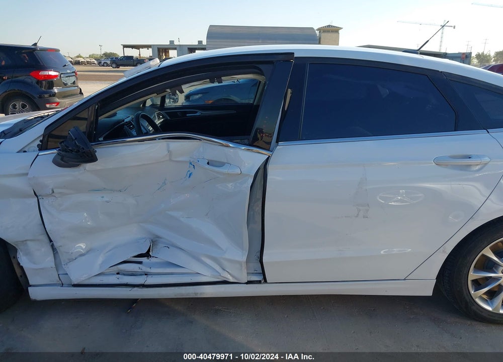 2017 FORD FUSION VIN: 3FA6P0H76HR279429