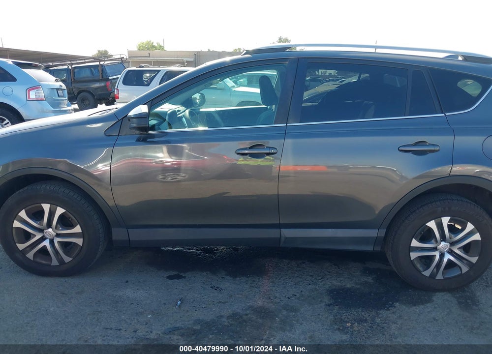 2017 TOYOTA RAV4 LE VIN: 2T3ZFREV0HW376512