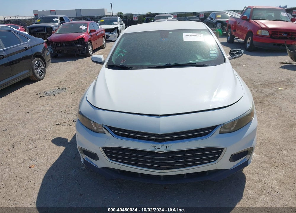 2018 CHEVROLET MALIBU LT VIN: 1G1ZD5ST1JF160928