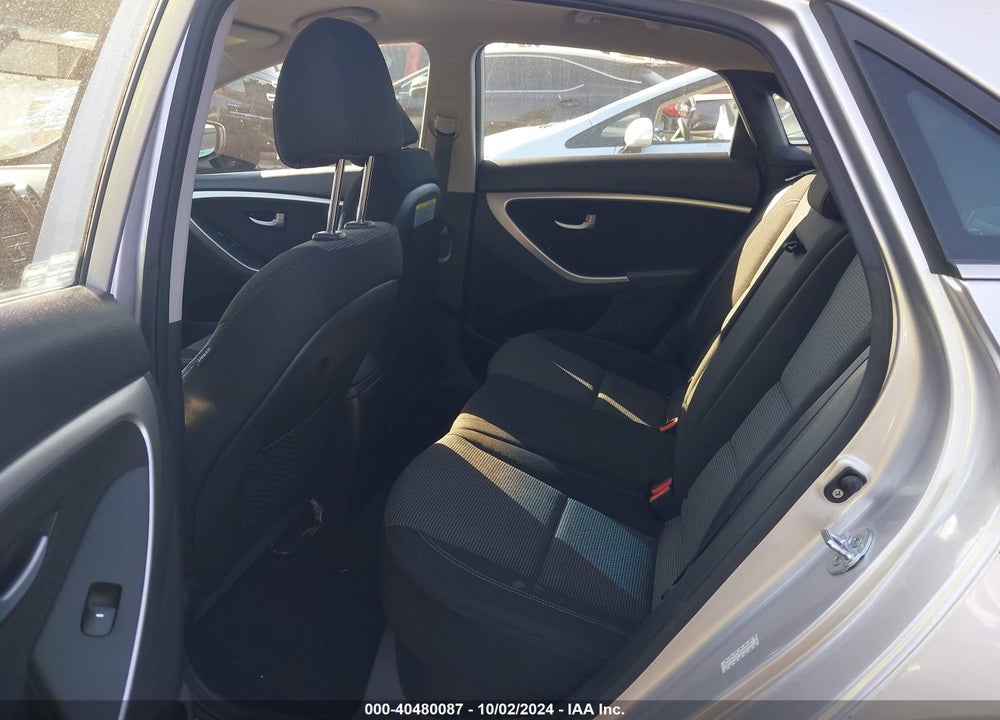2016 HYUNDAI ELANTRA GT VIN: KMHD35LH7GU260367