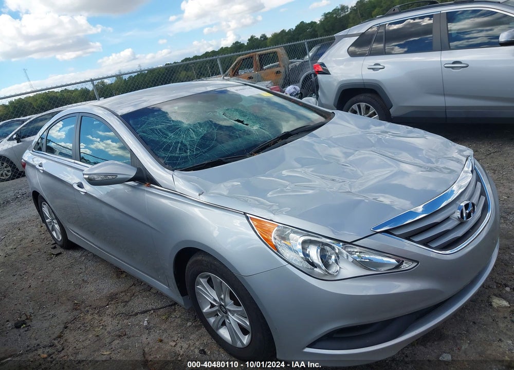 2014 HYUNDAI SONATA GLS VIN: 5NPEB4AC0EH812411