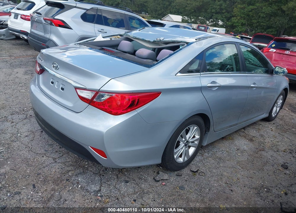 2014 HYUNDAI SONATA GLS VIN: 5NPEB4AC0EH812411