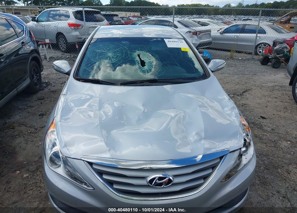 2014 HYUNDAI SONATA GLS VIN: 5NPEB4AC0EH812411