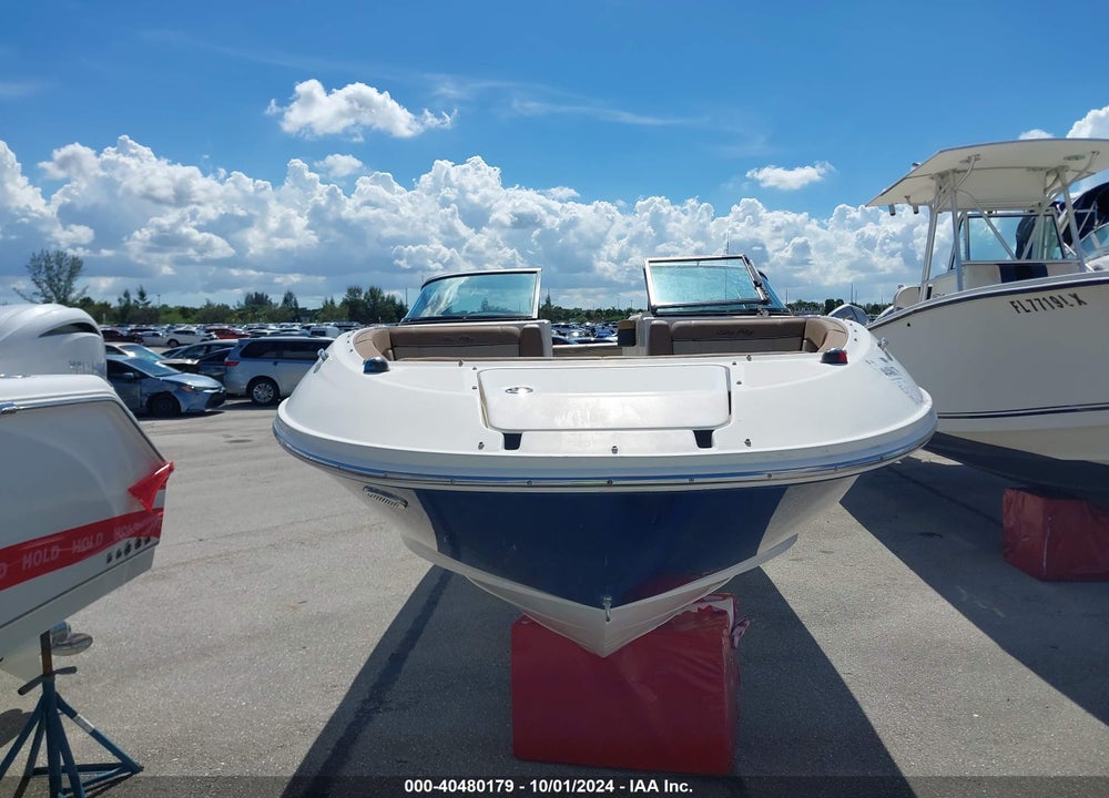 2015 SEA RAY --- VIN: SERV2248L415