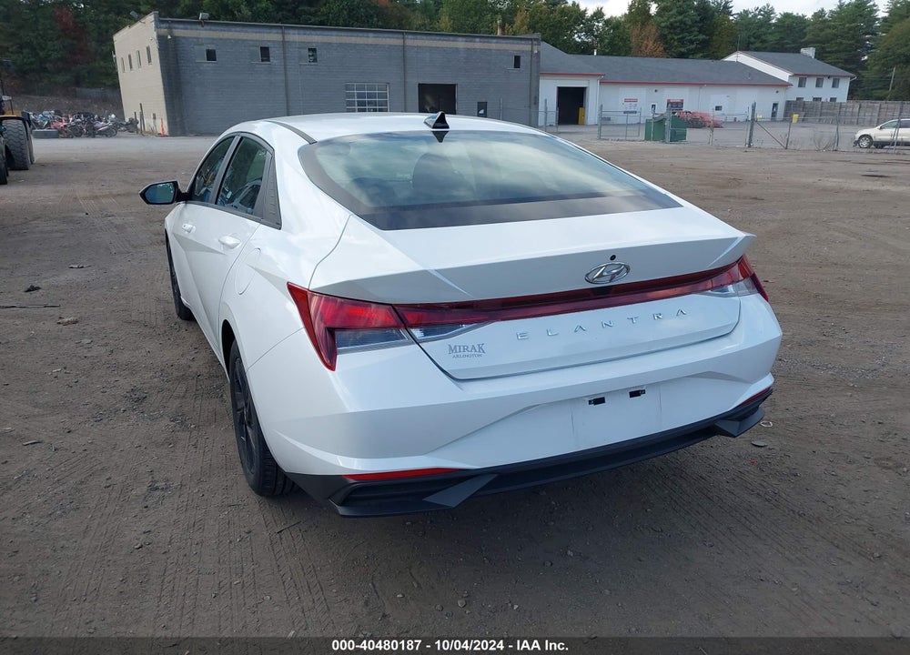 2022 HYUNDAI ELANTRA SEL VIN: 5NPLM4AG8NH063801