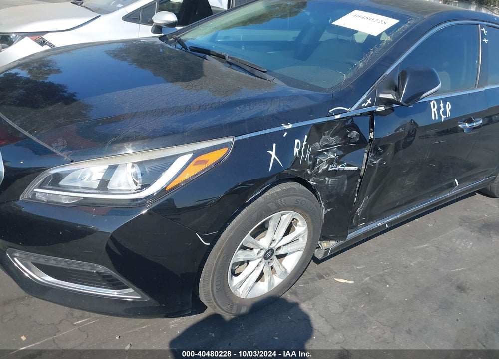 2017 HYUNDAI SONATA HYBRID SE VIN: KMHE24L34HA061186