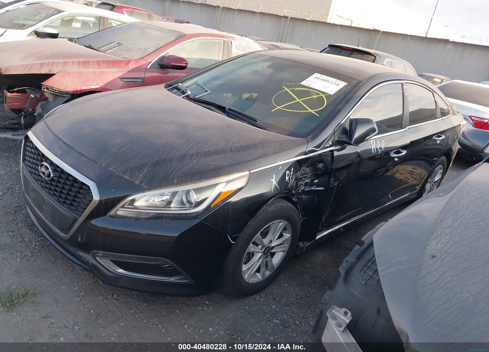 2017 HYUNDAI SONATA HYBRID SE VIN: KMHE24L34HA061186